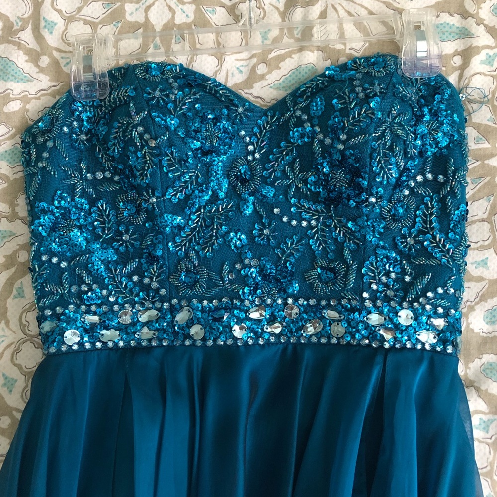 Sherri Hill Gown - Gorgeous Color